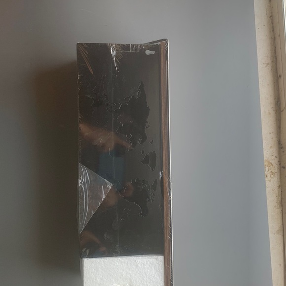 (1894) Two Wooden Shelves with atlas map cut out on metal back - Picture 8 of 10